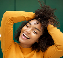 Charger l'image dans la galerie, SHEA MOISTURE Power Greens Conditioner Moringa & Avocado Sans Sulfate